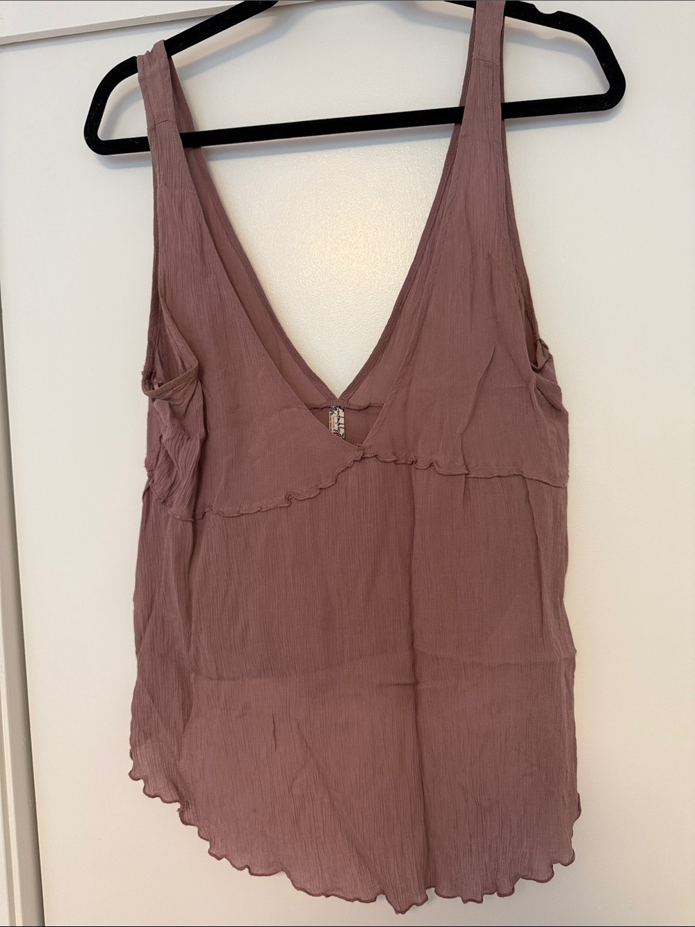 Free People Mauve Plunging V-Neck Sleeveless Tank